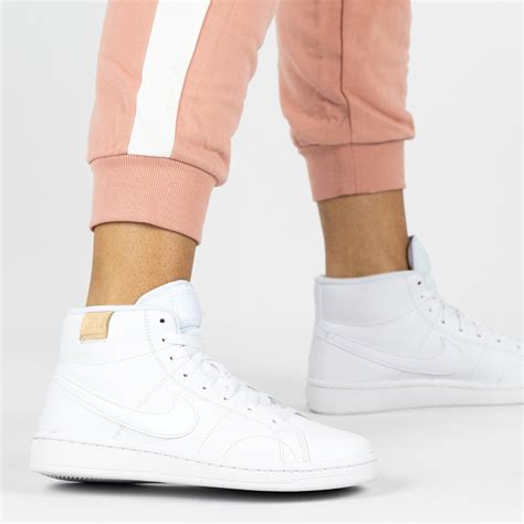 nike damesschoenen wit|white nike sneakers for women.